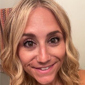 Meet your Posher, Lindsey